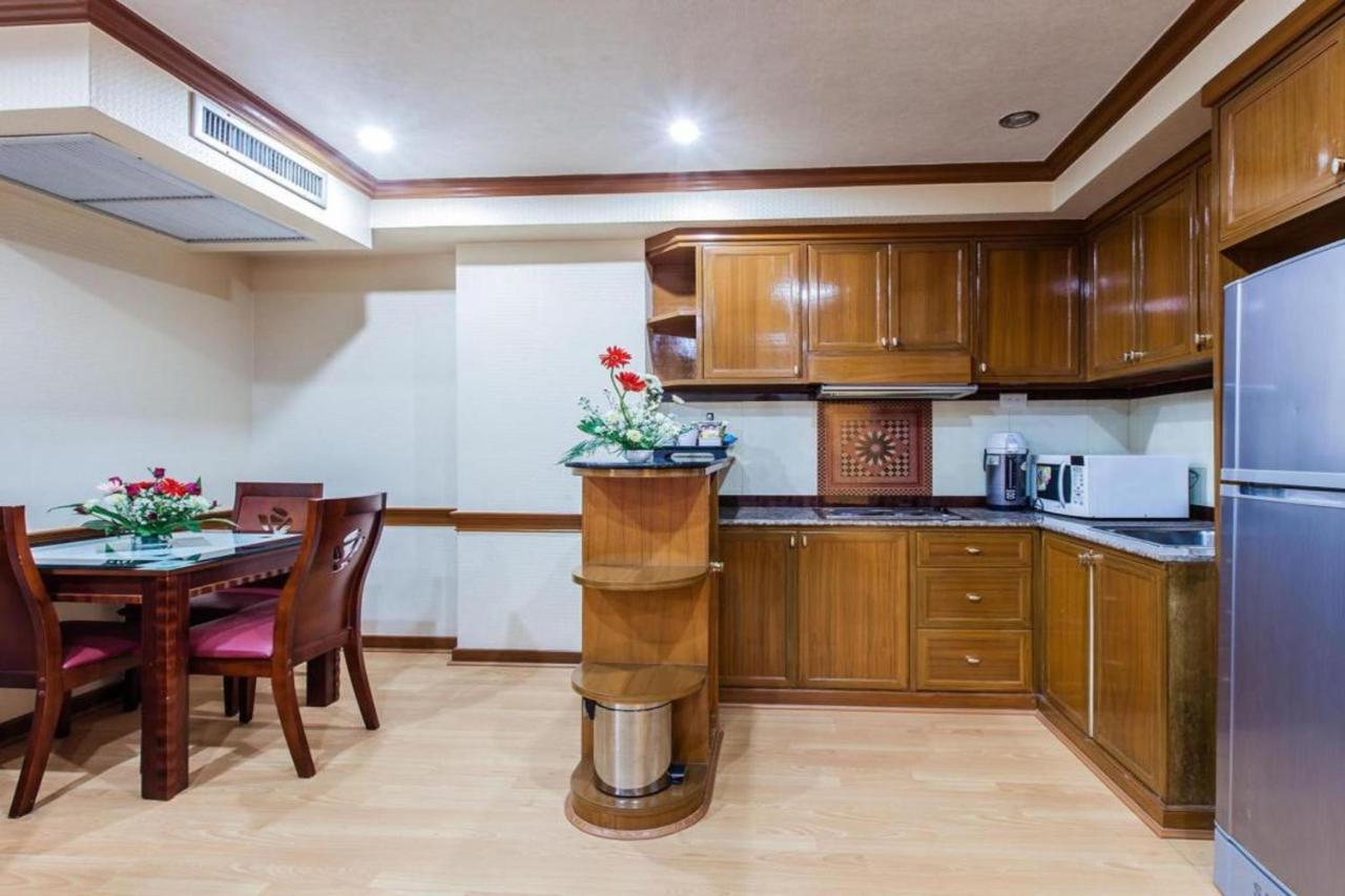 Oyo 796 Paradise Sukhumvit Hotel Банкок Стая снимка